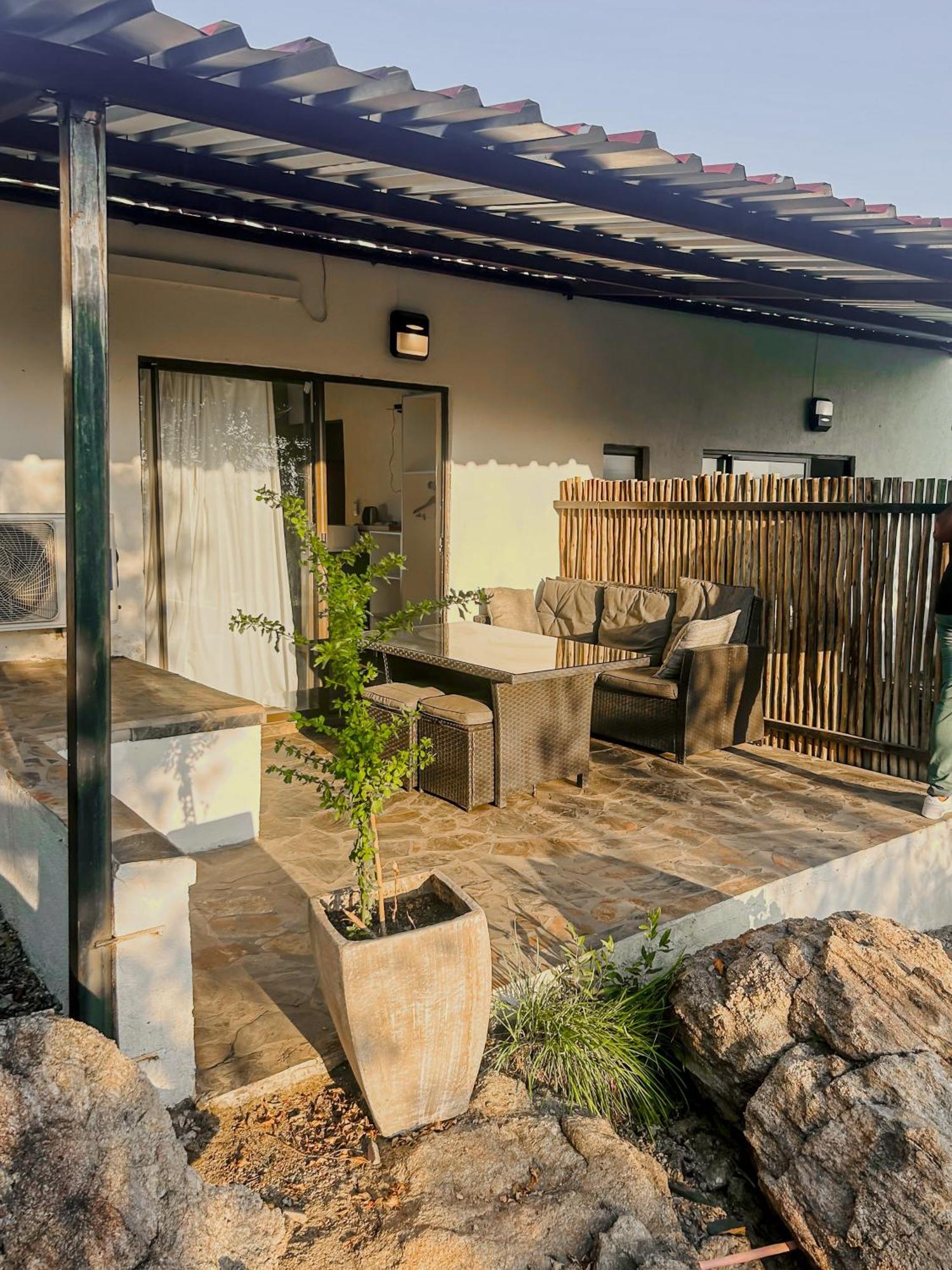 View Inn Exclusive Lodge Mbombela Exterior foto