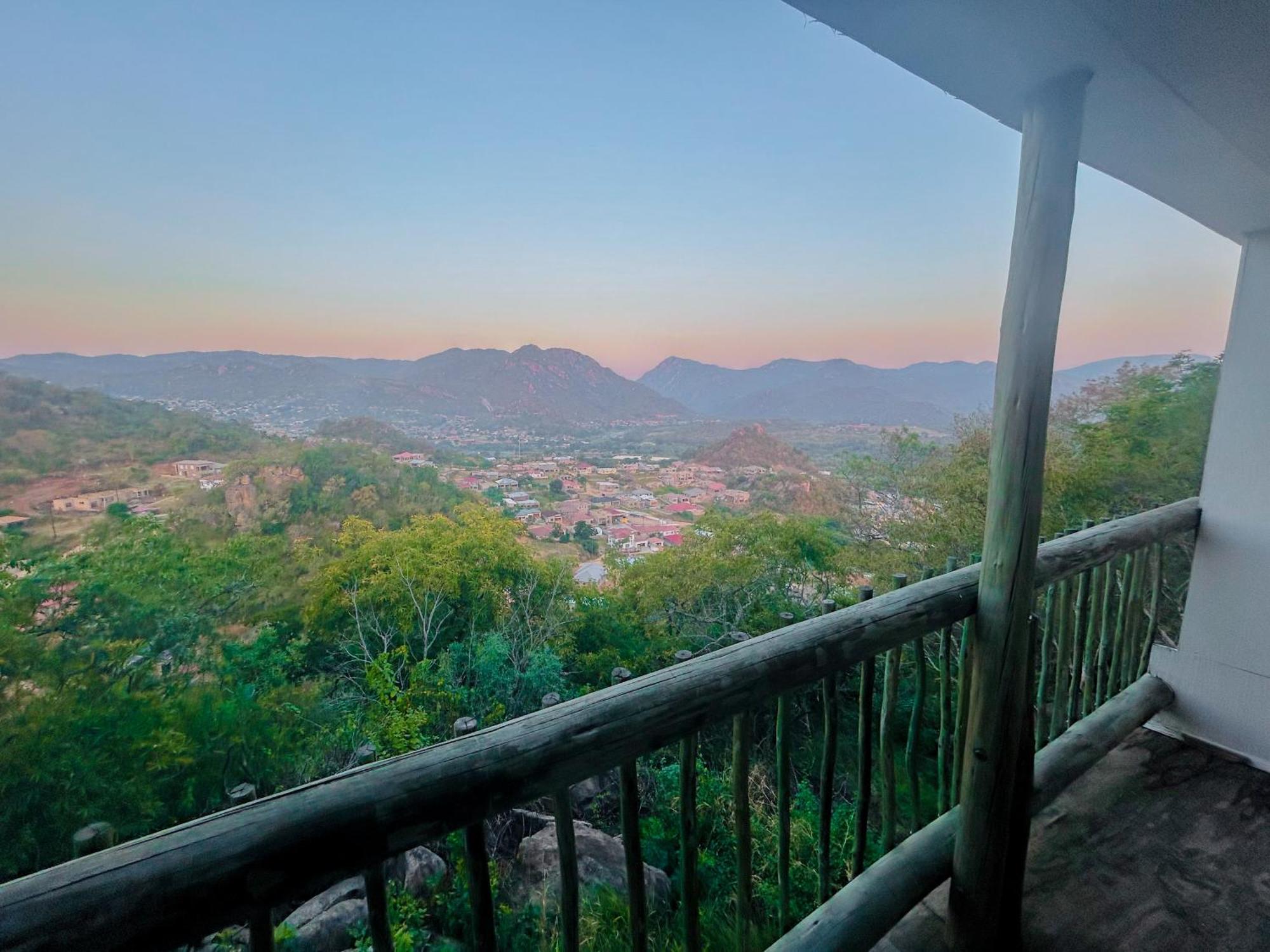 View Inn Exclusive Lodge Mbombela Exterior foto
